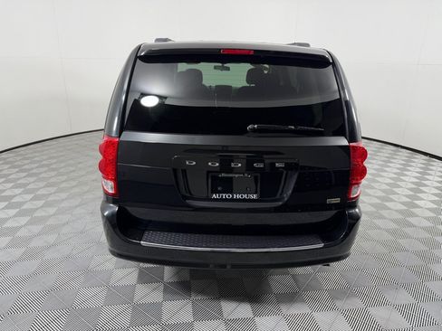 Used 2014 Dodge Grand Caravan SXT FWD image 6