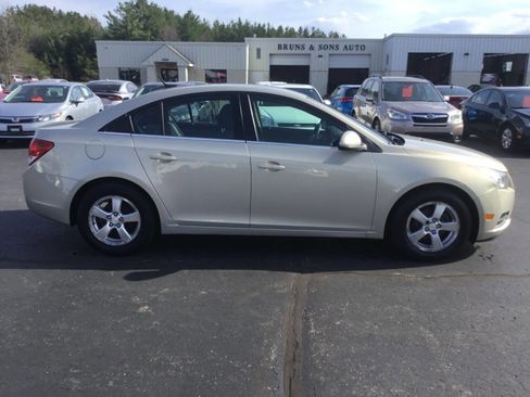 Used 2012 Chevrolet Cruze LT FWD image 6