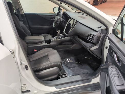Certified 2024 Subaru Outback Premium AWD/4WD image 9