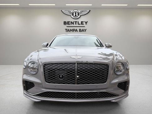 New 2025 Bentley Flying Spur Plug-In Hybrid image 16