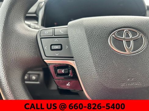 Used 2025 Toyota Camry LE FWD image 12