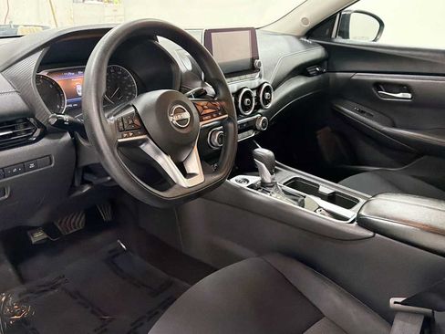 Used 2024 Nissan Sentra SV FWD image 12