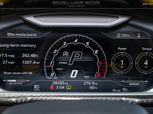 Used 2022 Lamborghini Urus AWD/4WD image 41