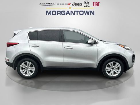 Used 2018 Kia Sportage LX image 4