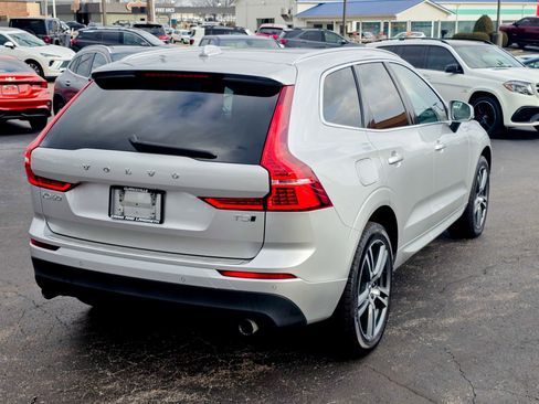 Used 2021 Volvo XC60 T5 Momentum w/ Premium Package image 22