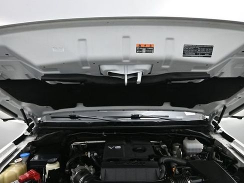 Used 2022 Nissan Frontier PRO-4X w/ Off-Road Protection Package AWD/4WD image 34