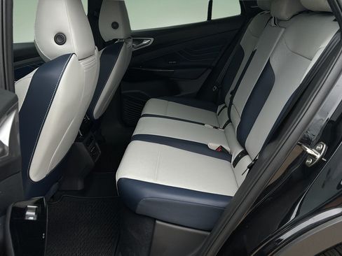 New 2026 Volkswagen ID.4 Pro S Plus AWD/4WD image 15