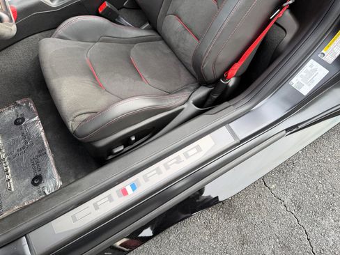 Used 2024 Chevrolet Camaro ZL1 RWD image 33