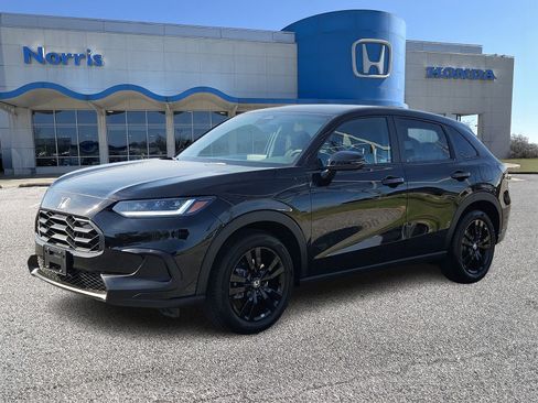 New 2026 Honda HR-V Sport image 2