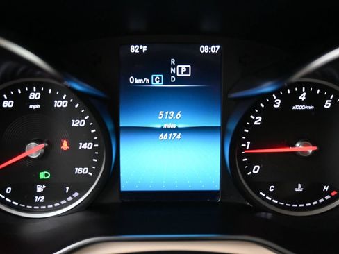 Used 2022 Mercedes-Benz GLC 300 w/ Premium Package Lite image 21