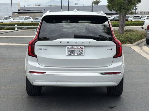 Used 2026 Volvo XC90 B6 Plus w/ Protection Package Premier AWD/4WD image 6