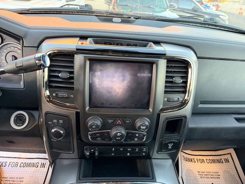 Used 2018 RAM 3500 Big Horn w/ Sport Appearance Group image 12