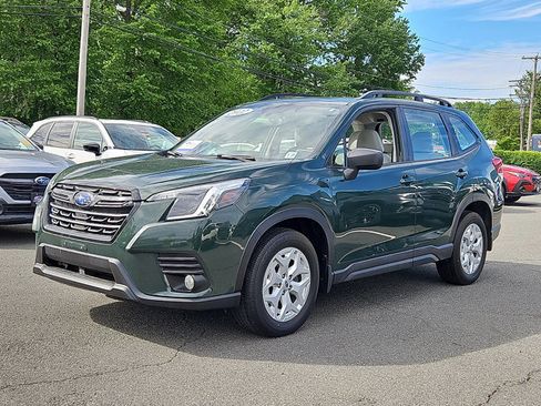 Used 2022 Subaru Forester AWD/4WD image 5
