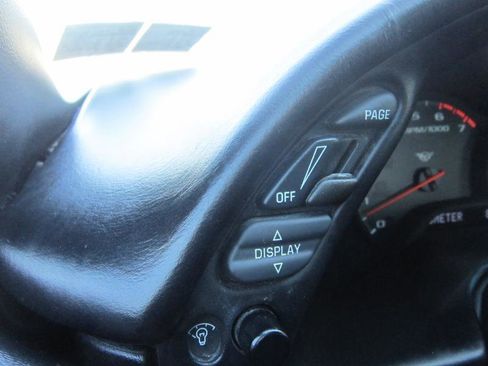 Used 2000 Chevrolet Corvette Convertible w/ Memory Pkg image 15