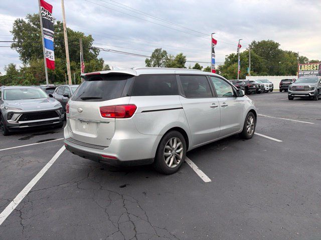 Used 2019 Kia Sedona EX FWD image 13