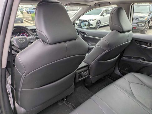 Used 2019 Toyota Camry XSE image 17