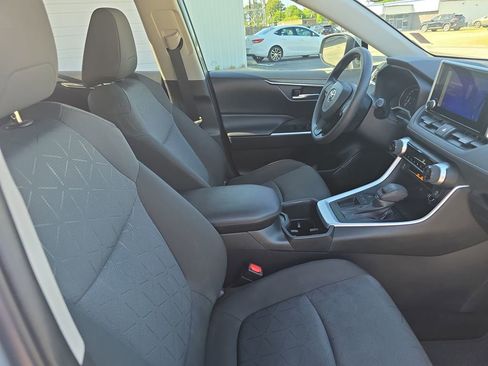 Used 2023 Toyota RAV4 XLE image 10