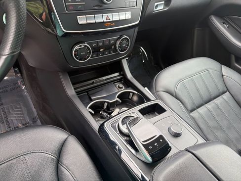 Used 2018 Mercedes-Benz GLE 350 w/ Premium 1 Package image 30