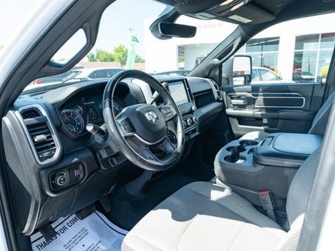 Certified 2024 RAM 2500 Big Horn AWD/4WD image 17