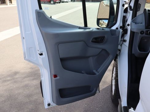 Used 2017 Ford Transit 350 XLT image 26