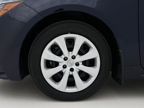 Used 2024 Toyota Corolla LE image 24