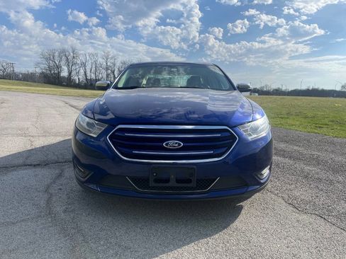 Used 2013 Ford Taurus Limited image 2