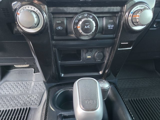 Certified 2024 Toyota 4Runner TRD Off-Road Premium AWD/4WD image 17