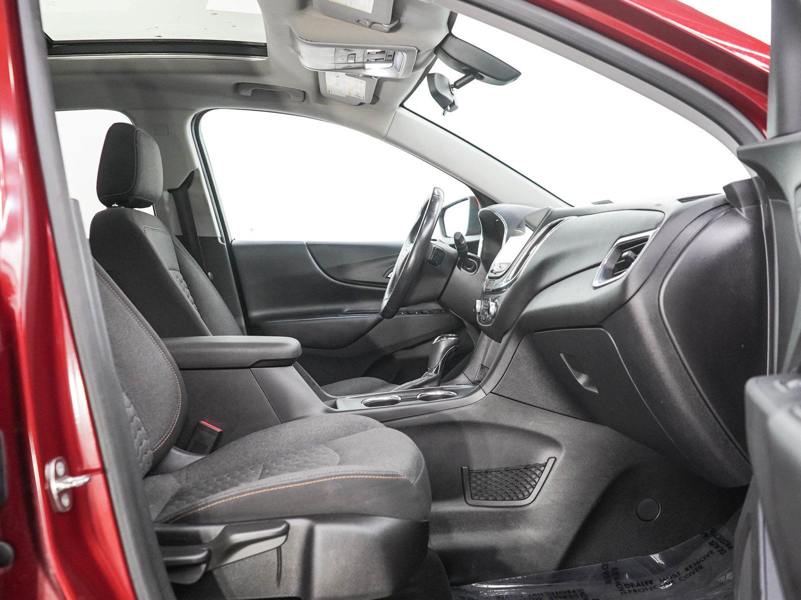 Used 2018 Chevrolet Equinox LT w/ Sun & Infotainment Package AWD/4WD image 11