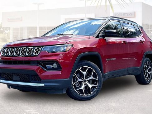 Used 2025 Jeep Compass Limited AWD/4WD image 29