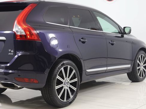 Used 2017 Volvo XC60 T6 Inscription w/ Protection Package AWD/4WD image 40