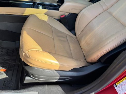 Used 2023 Lincoln Corsair Reserve w/ Equipment Group 201A image 15