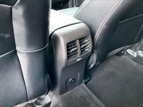 Used 2024 Ford Escape SE w/ PHEV Premium Package FWD image 25