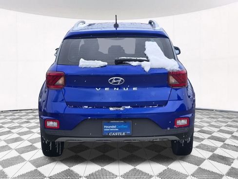 Certified 2024 Hyundai Venue Limited image 17