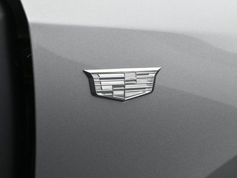 Used 2023 Cadillac XT4 Premium Luxury image 15