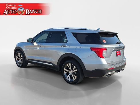 Used 2020 Ford Explorer Platinum w/ Premium Technology Package AWD/4WD image 3