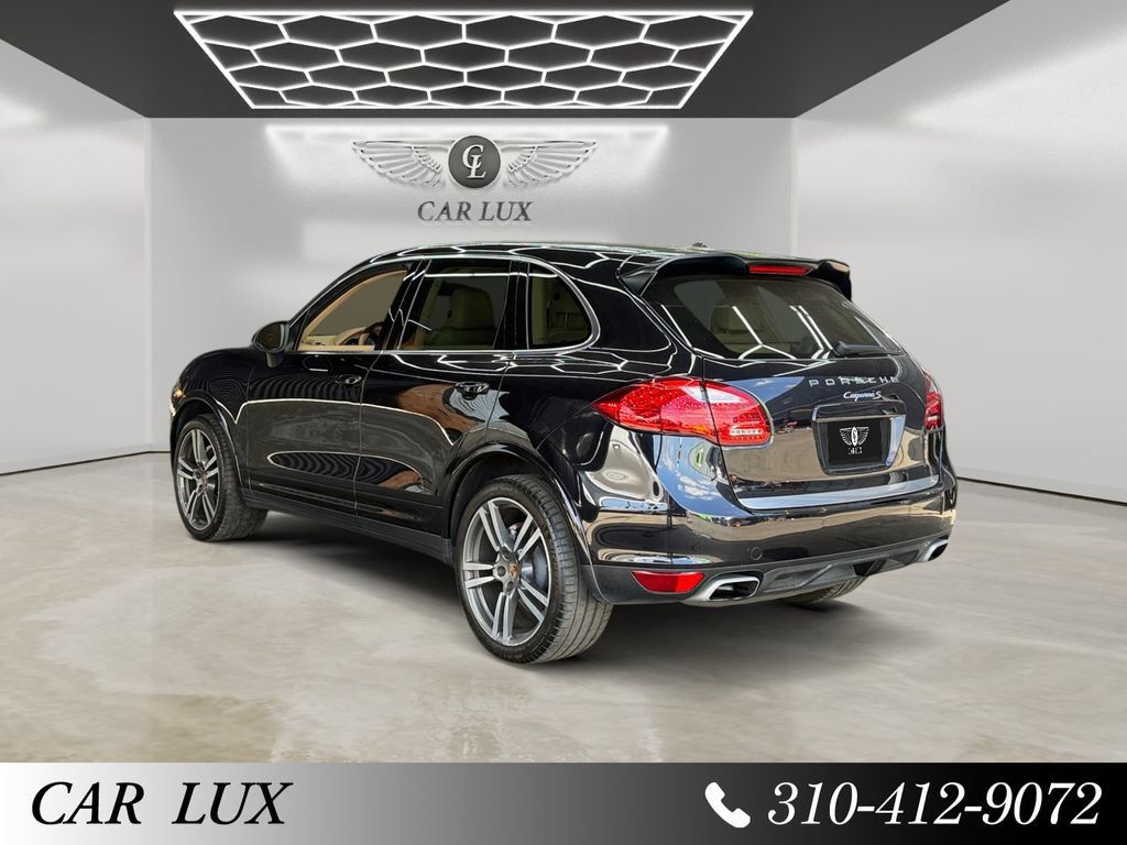 Used 2013 Porsche Cayenne S AWD/4WD image 3