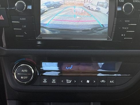 Used 2016 Toyota Corolla S image 12