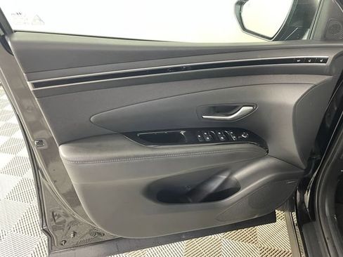 Certified 2024 Hyundai Tucson Limited AWD/4WD image 15