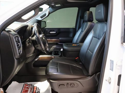 Used 2019 Chevrolet Silverado 1500 High Country w/ High Country Premium Package image 13