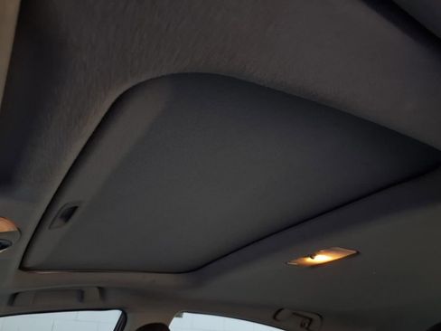 Used 2010 Toyota Prius Five image 16