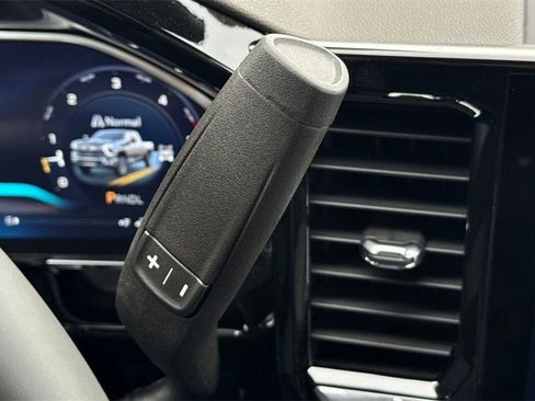 New 2026 Chevrolet Silverado 2500 ZR2 w/ LPO, Dark Essentials Package image 21