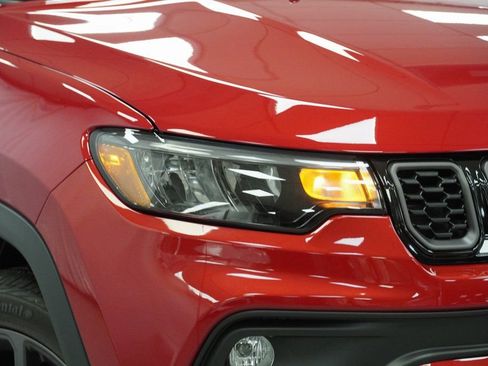 New 2026 Jeep Compass Latitude AWD/4WD image 5