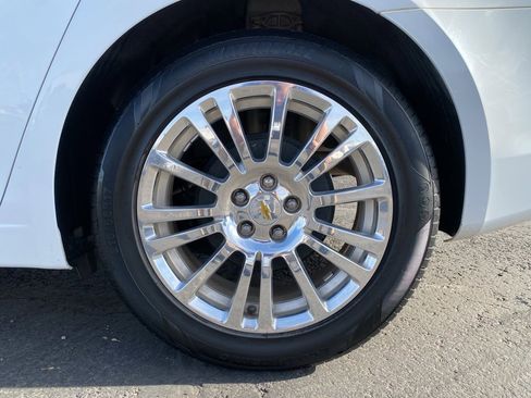 Used 2011 Chevrolet Cruze Eco image 14