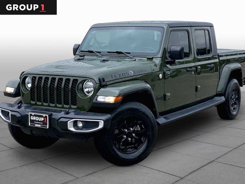 Used 2021 Jeep Gladiator Sport AWD/4WD image 1