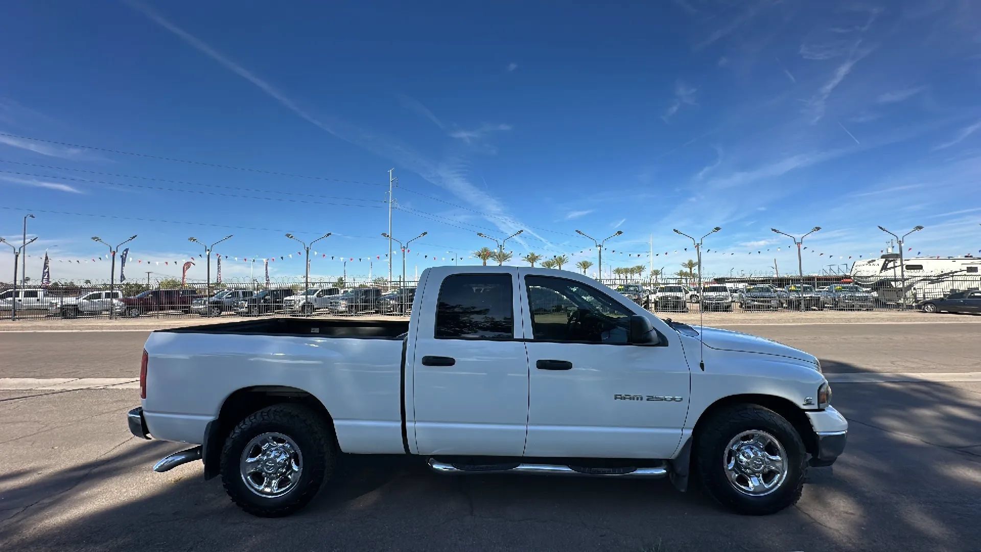 Used 2004 Dodge Ram 2500 Truck SLT w/ Trailer Tow Group RWD image 6