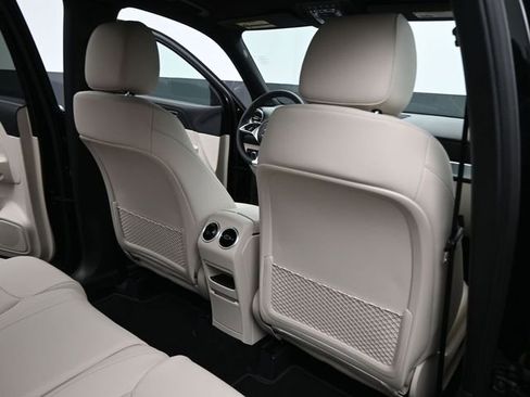 New 2026 Mercedes-Benz GLB 250 image 27