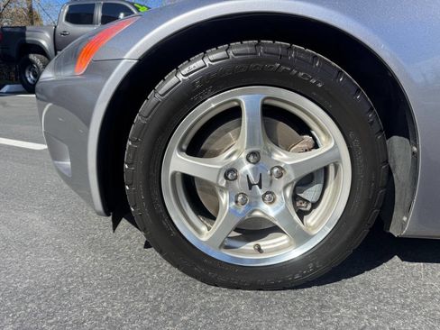 Used 2003 Honda S2000 image 17