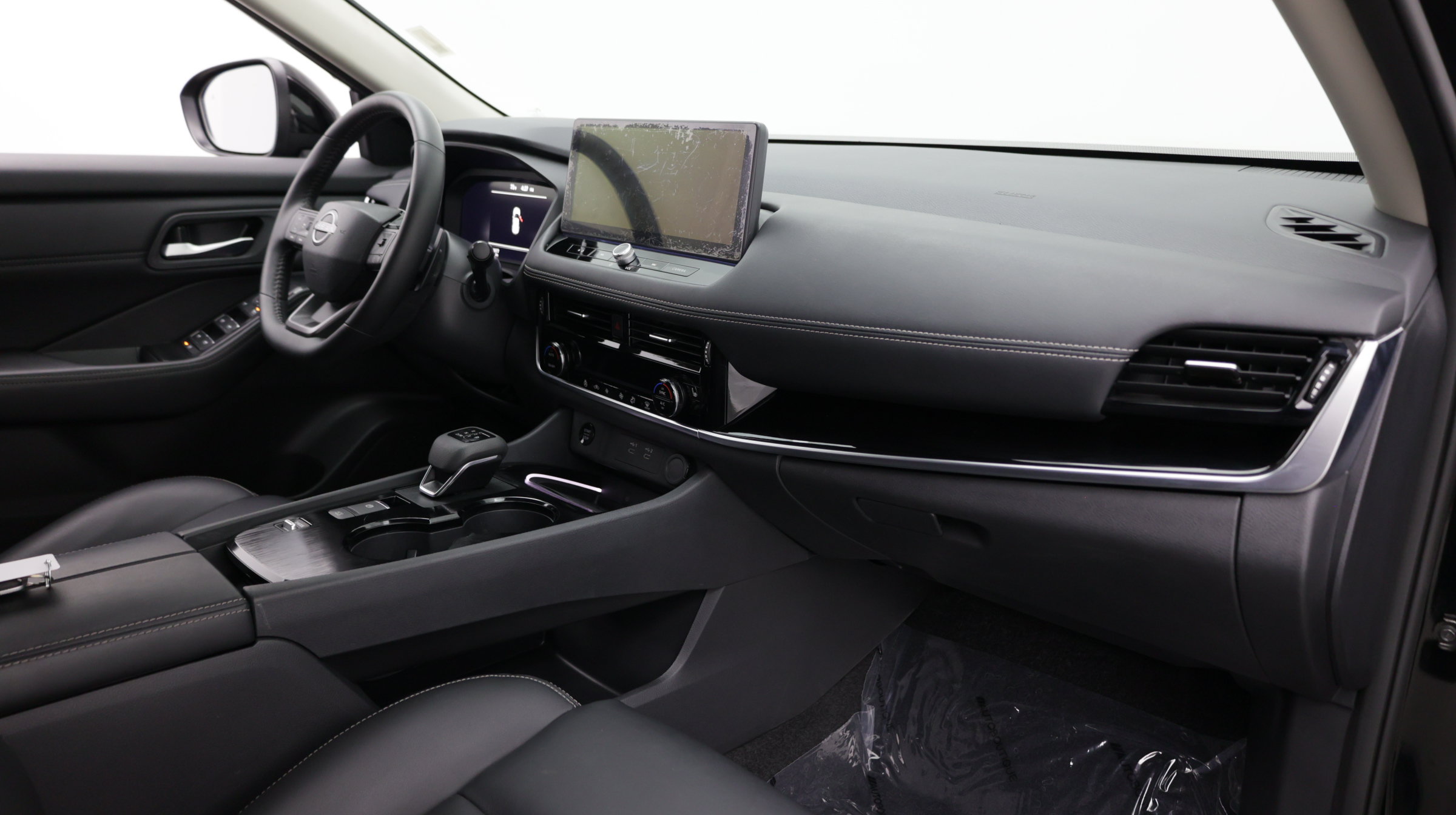 Used 2026 Nissan Rogue SL FWD image 39
