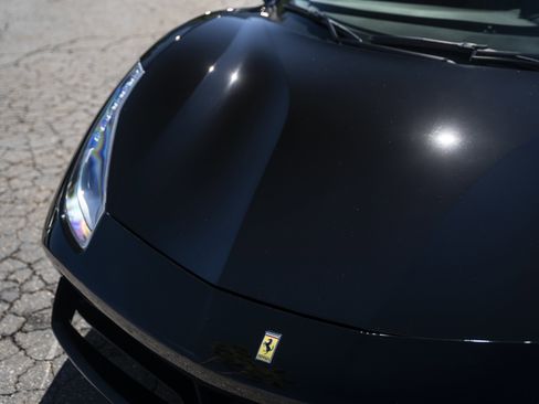 Certified 2016 Ferrari 488 GTB image 18
