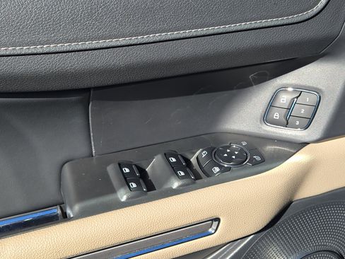 Certified 2024 Ford Expedition Limited image 24